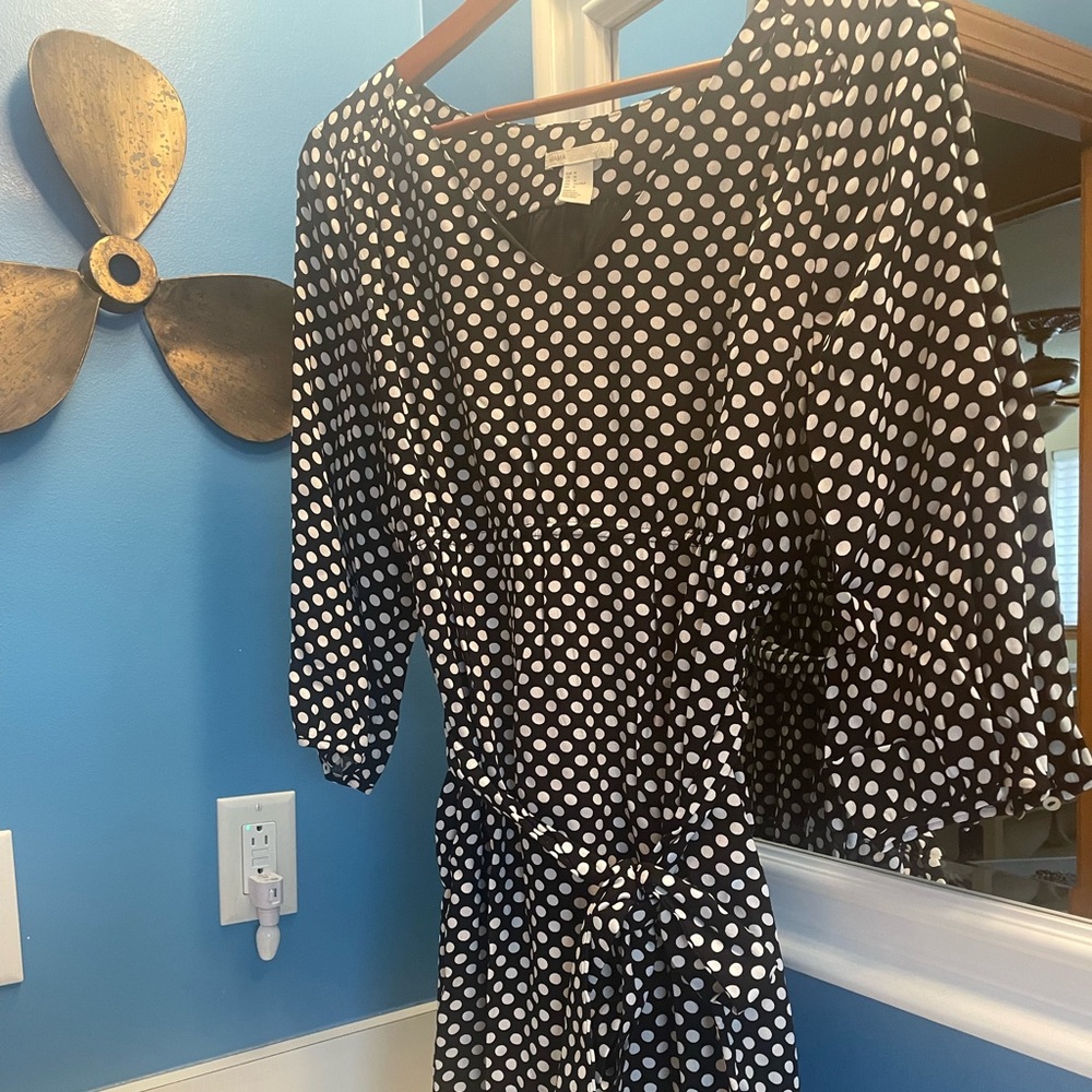 Maternity H&M black and white polka dot dress